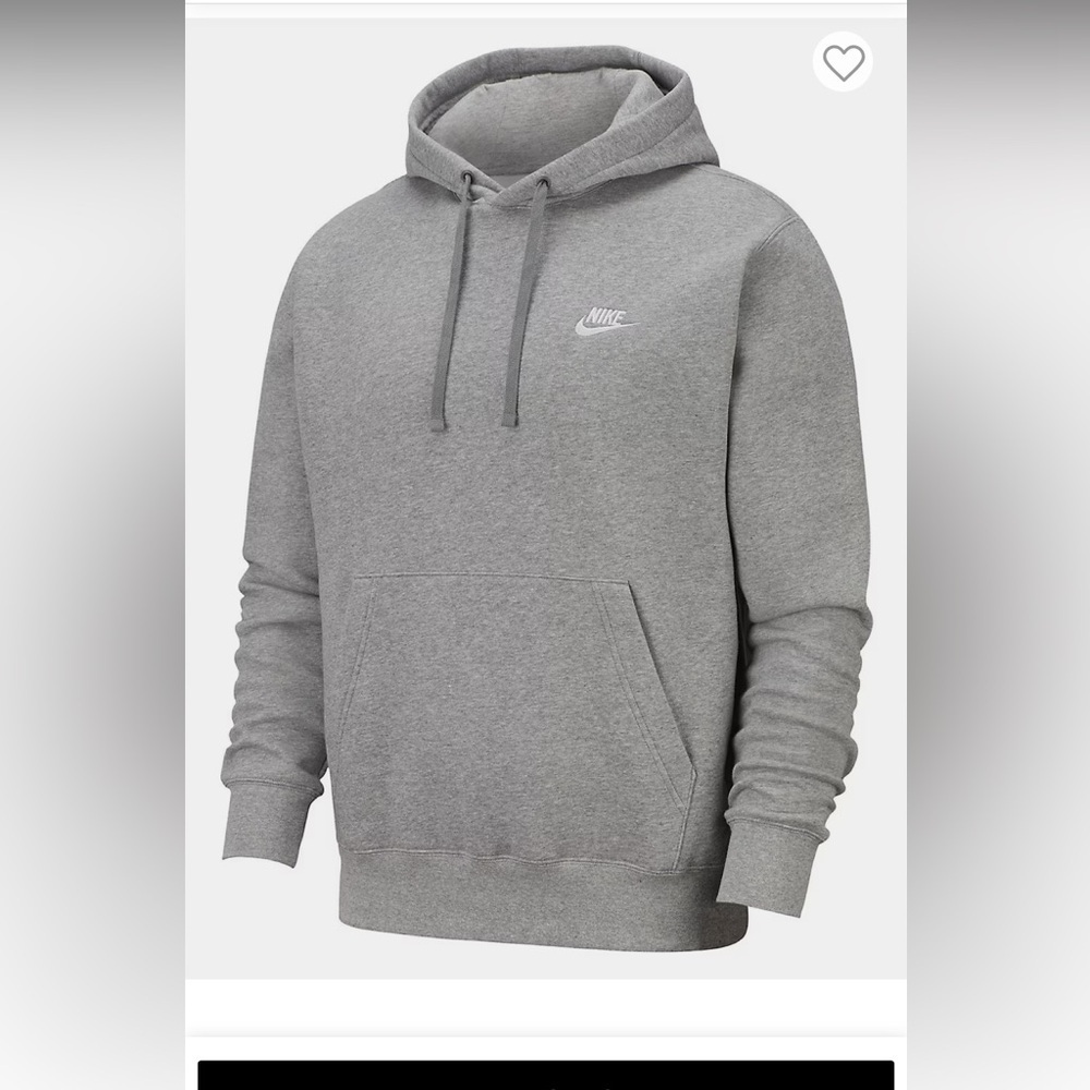 Nike
Sportswear Club Fleece Hoodie. Medium